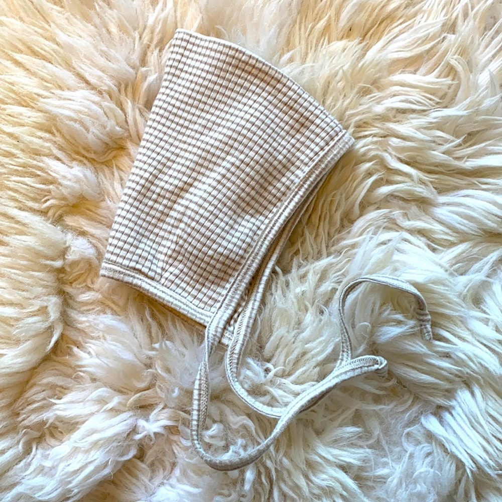Quincy Mae pixie bonnet oatmeal striped size 6-12m